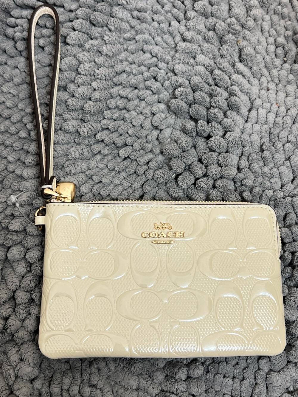 Coach corner zip patent leather wallet NWT